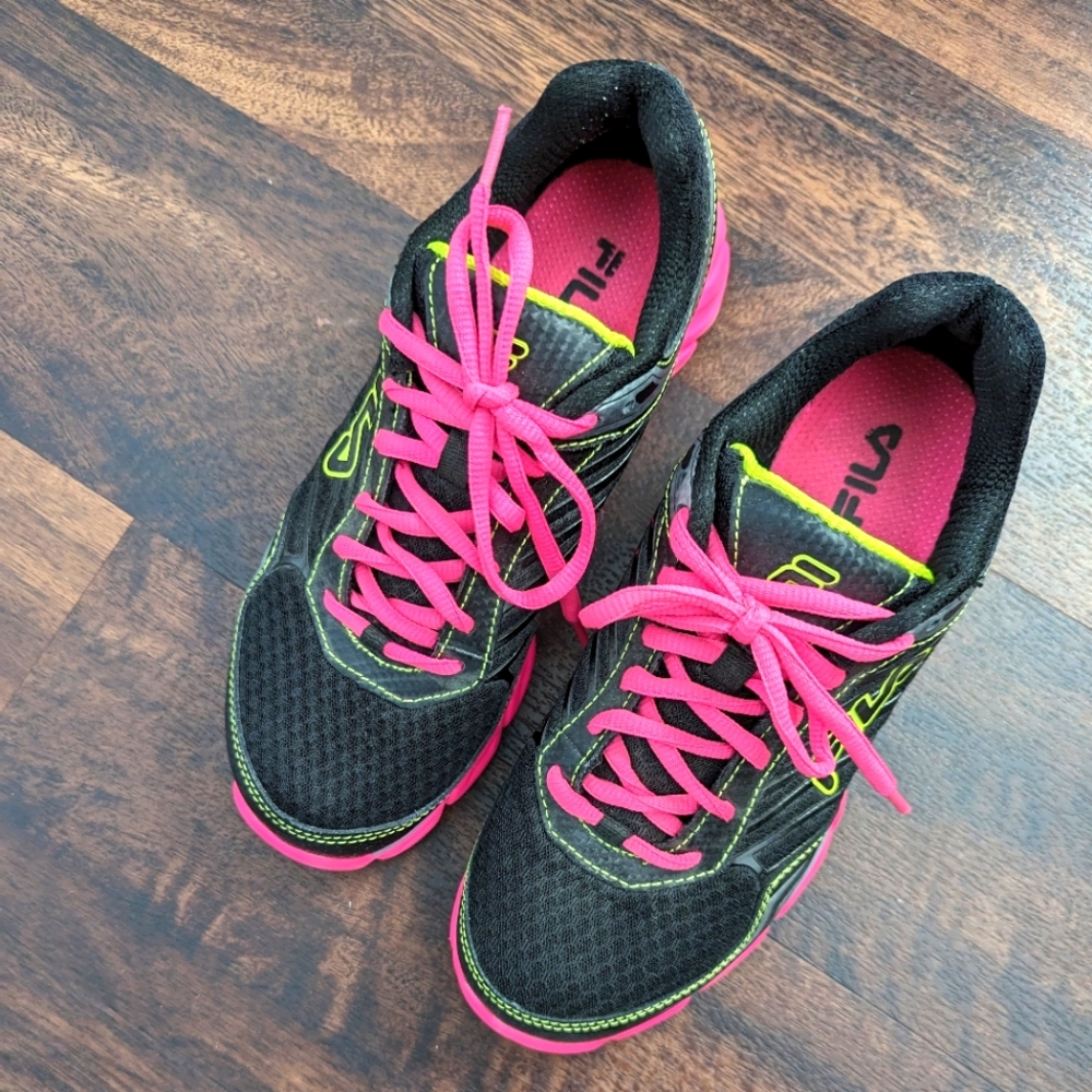 Fila Women's Tennis Shoes DLS Foam, Fushia/Black, Size 7.5, New🌹